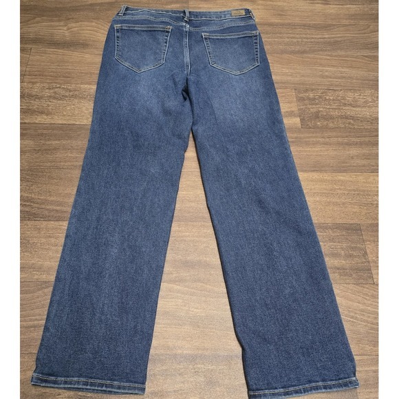 Jordache Women's High Rise Straight Jeans Medium Wash‎ Size  8 - Picture 2 of 6